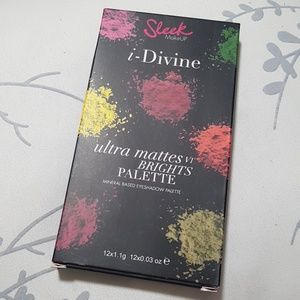Sleek MakeUP i-Divine ultra mattes v1 brights